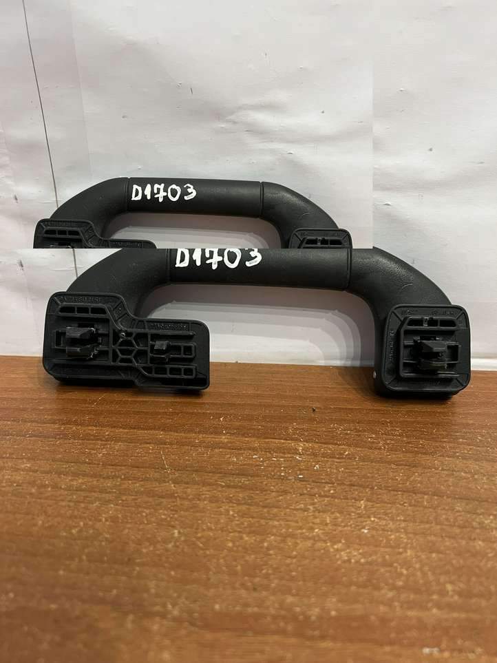 Mercedes-Benz C W204 (2007 - 2014)  A2048100151 Комплект ручек