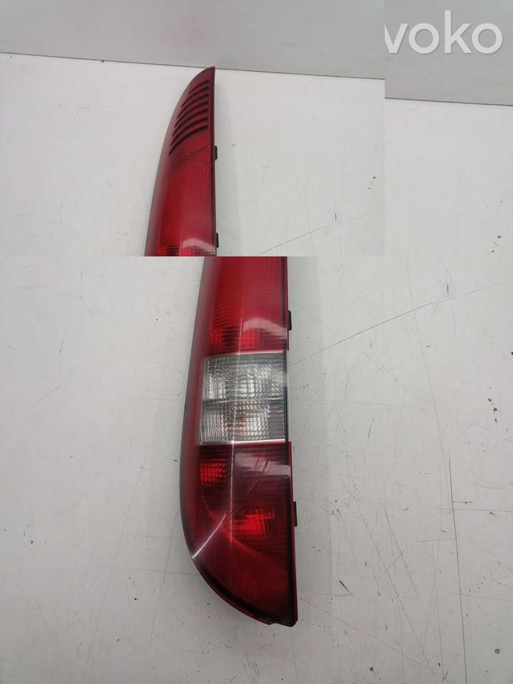 Mercedes-Benz Vaneo W414 (2001 - 2005)  A4148200064 Задний фонарь в кузове