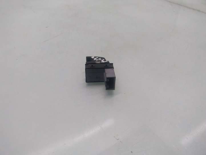 Volkswagen PASSAT B6 (2005 - 2010)  7L6959855B Кнопка стеклоподъемников