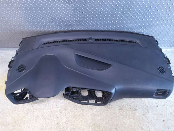 Kia Ceed (2015 - 2018)  84710A2000WK Панель