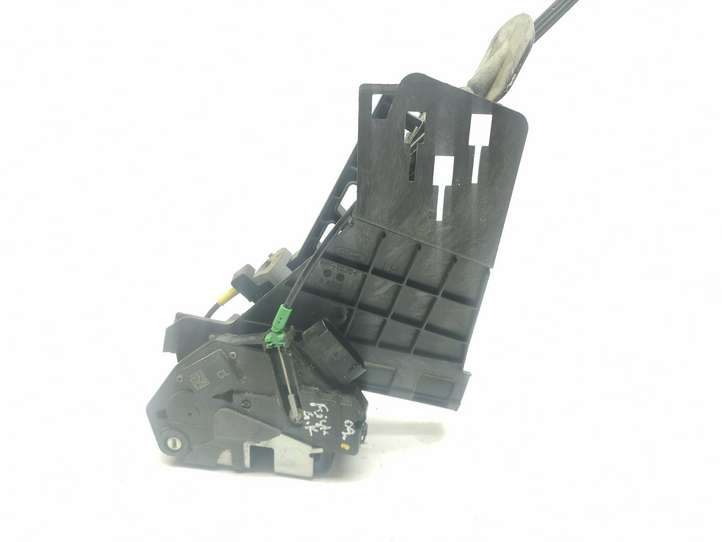 Ford Fiesta (2006 - 2008)  8A6AA26413AD Замок задней двери