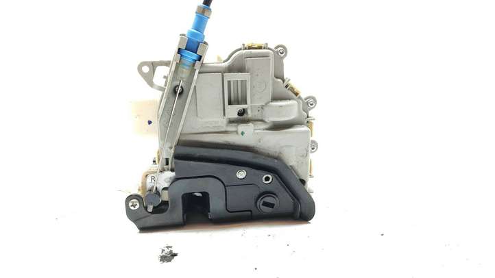 Audi A3/S3 8V (2012 - 2016)  8K0839016H Замок задней двери
