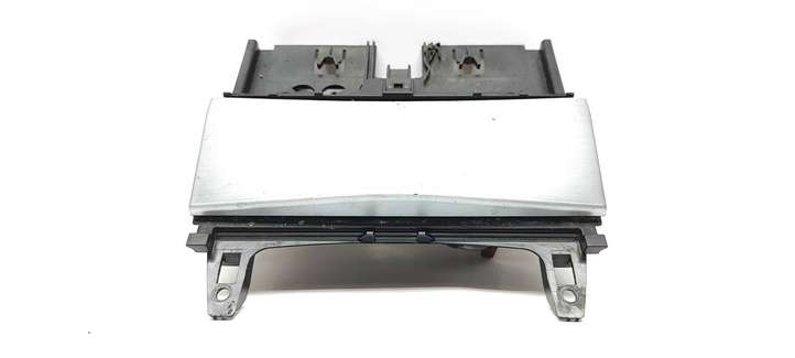 Mercedes-Benz C W204 (2007 - 2014)  A2046801350 Пепельница