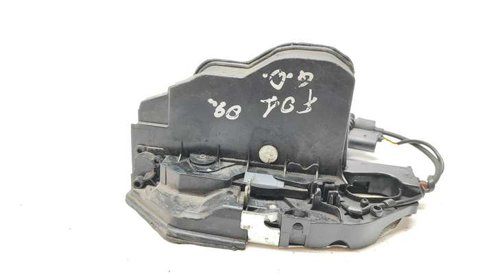 BMW 7 F01 F02 F03 F04 (2008 - 2016)  7185688 Замок задней двери