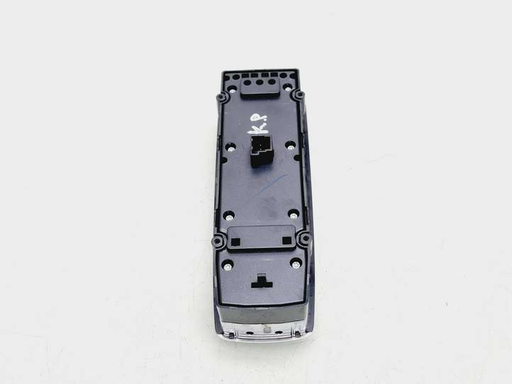Tesla Model S (2016 - 2021)  A2049055402 Кнопка стеклоподъемников