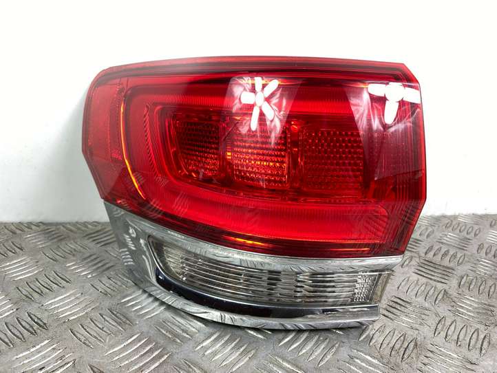 Jeep Grand Cherokee (2010 - 2021)  P68110001AD Задний фонарь в кузове