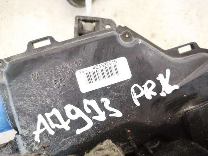Audi A3/S3 8L (2000 - 2003)  4e1837015 Передняя звукоизоляция
