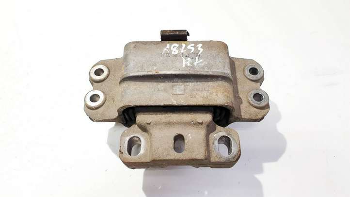Volkswagen Touran I (2003 - 2010)  1k0199555n Подушка двигателя