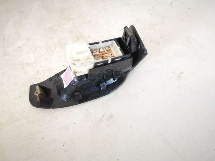 Subaru Legacy (1999 - 2003)  94266ae090 Кнопка стеклоподъемников
