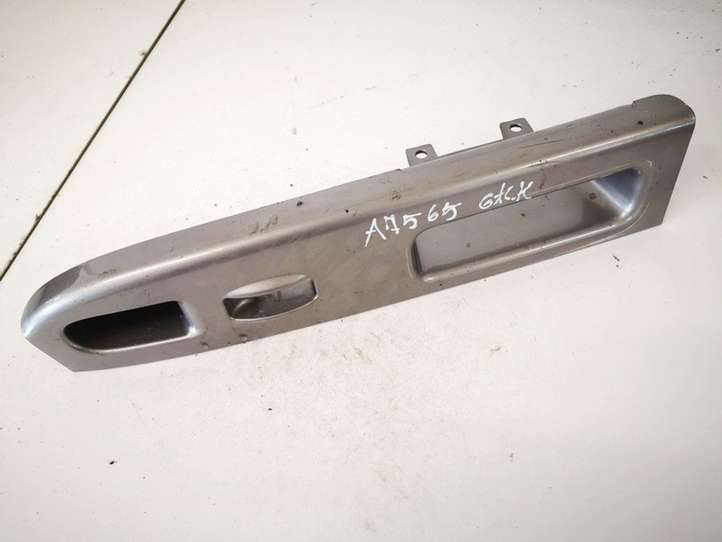 Kia Carens (2002 - 2006)  0k2fa66370 Отделка кнопок стеклоподъемника 