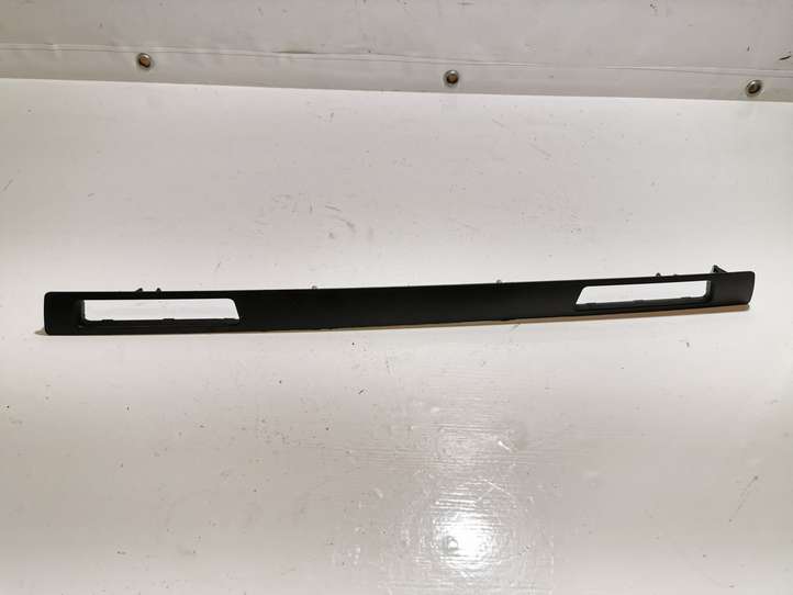 BMW 3 E90 E91 (2005 - 2012)  7130742 Другая деталь панели