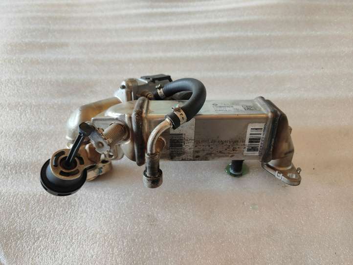 BMW 3 E90 E91 (2005 - 2012)  781016607 Охладитель EGR