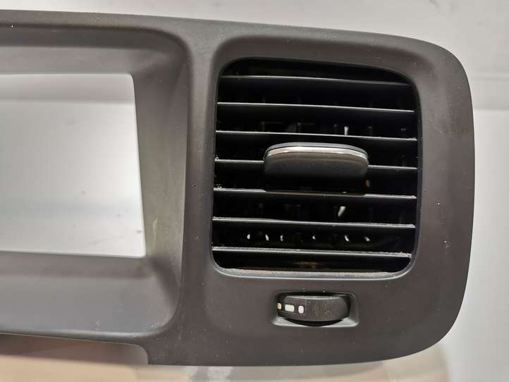 Volvo V60 (2013 - 2018)  30791675 Боковая воздушный дефлектор