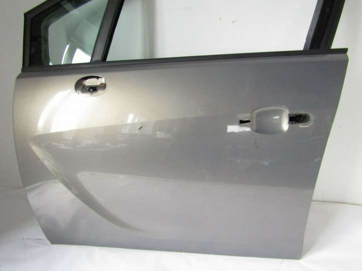 Opel Meriva (2010 - 2014)   Дверь