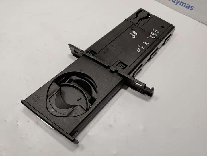 BMW M3 E92 (2007 - 2013)  51457127461 Передний держатель чашки