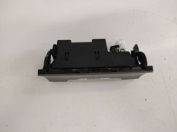 Volkswagen PASSAT B6 (2005 - 2010)  3C0863284 Пепельница