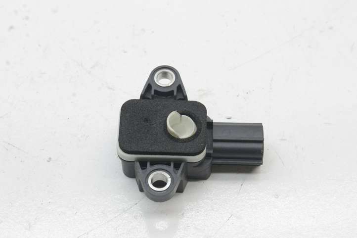 Audi TT (2006 - 2010)  8P0955557 Другие приборы