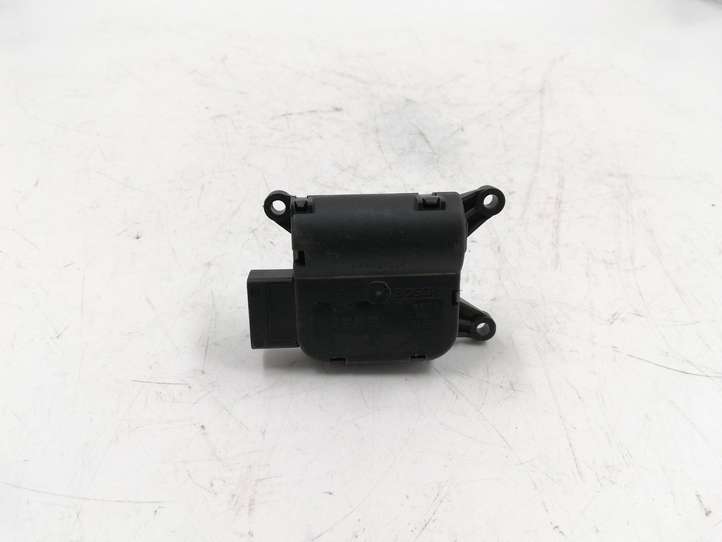 Audi A4 (2000 - 2006)  8E1820511D Двигатель задвижки потока воздуха