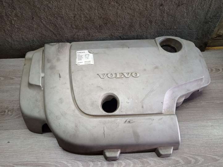 Volvo V70 (2007 - 2013)   Крышка двигателя (отделка)