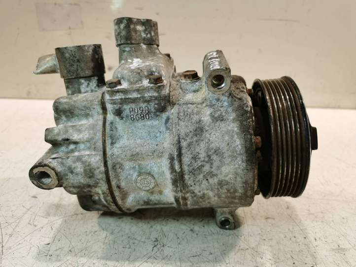 Volkswagen Golf V (2003 - 2009)  1K0820859F Компрессор (насос) кондиционера воздуха