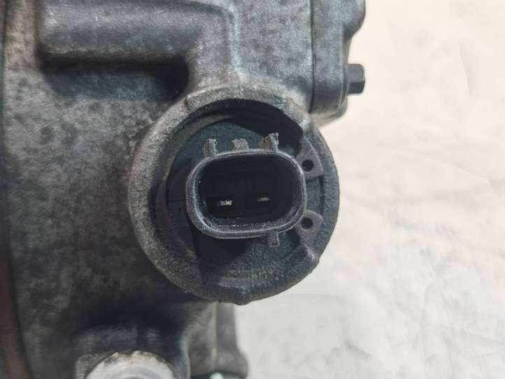 Toyota Avensis T250 (2006 - 2009)  GE4472601258 Компрессор (насос) кондиционера воздуха