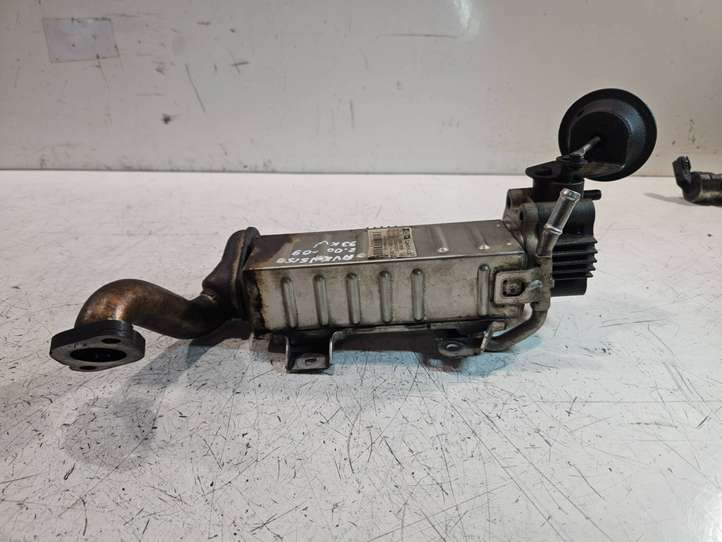 Toyota Avensis T250 (2006 - 2009)  256010r020 Охладитель EGR