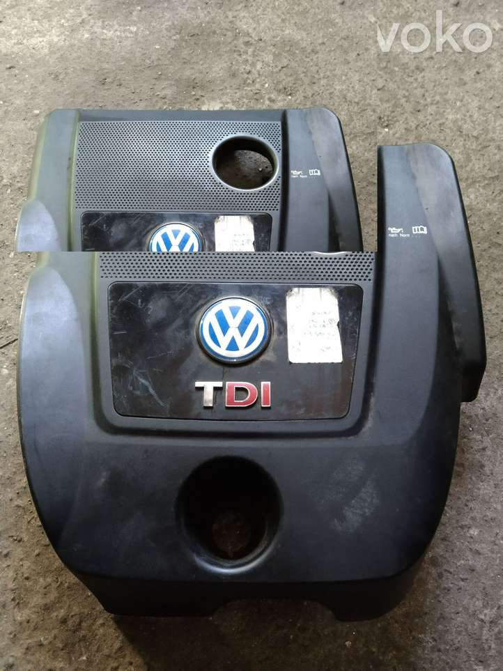 Volkswagen Golf IV (1998 - 2005)   Крышка двигателя (отделка)