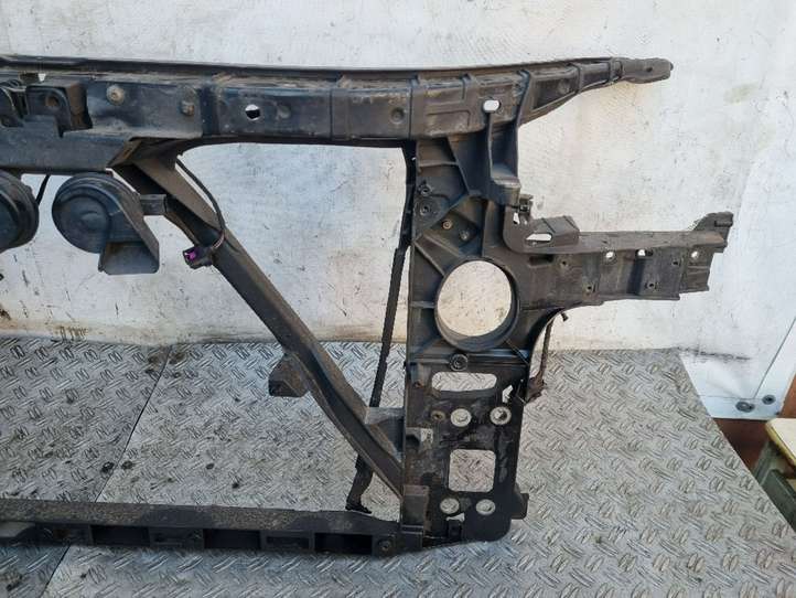 Audi Q7 (2005 - 2009)  4L0805594 Панель