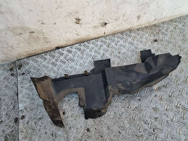 Audi Q7 (2005 - 2009)  4L0121284A Устройство (устройства) для отвода воздуха
