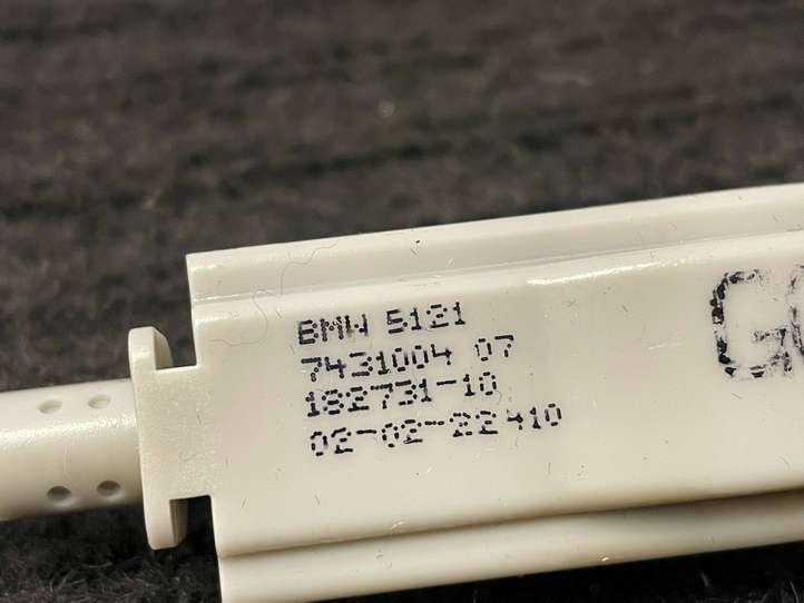 BMW X5 G05 (2018 - )  51217431004 Трос передней двери