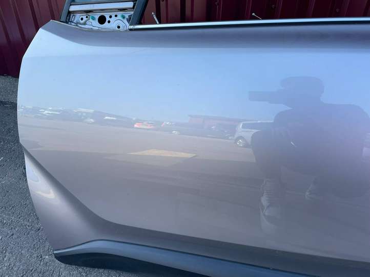 Toyota C-HR (2016 - 2022)   Дверь