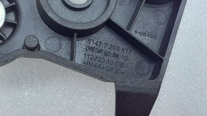 Mini One Cooper F56 F55 (2012 - 2022)  7298817 Ручка капота