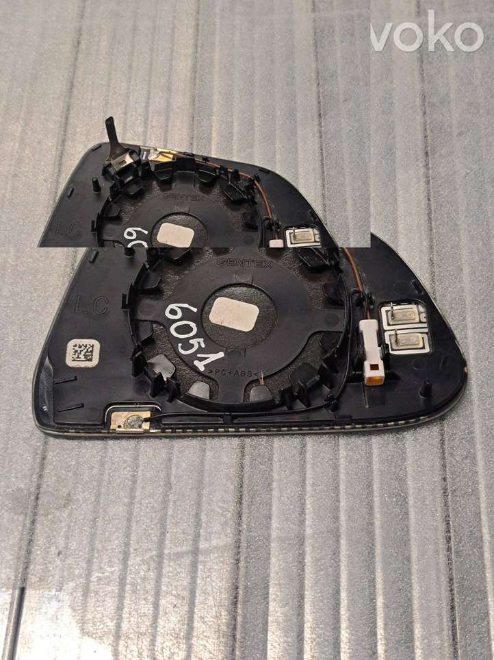 Tesla Model 3 (2017 - 2023)   Части зеркала