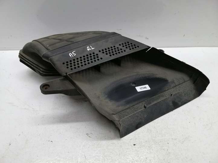 Audi A5 (2007 - 2011)  8K0129618 Деталь (детали) канала забора воздуха