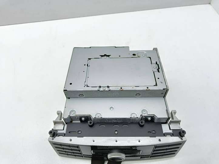 Mercedes-Benz E W212 (2009 - 2016)  A2129008404 Радио/ проигрыватель CD/DVD / навигация