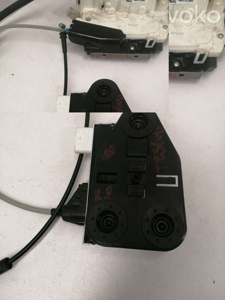 Tesla Model X (2015 - 2021)  112616300A Передняя звукоизоляция