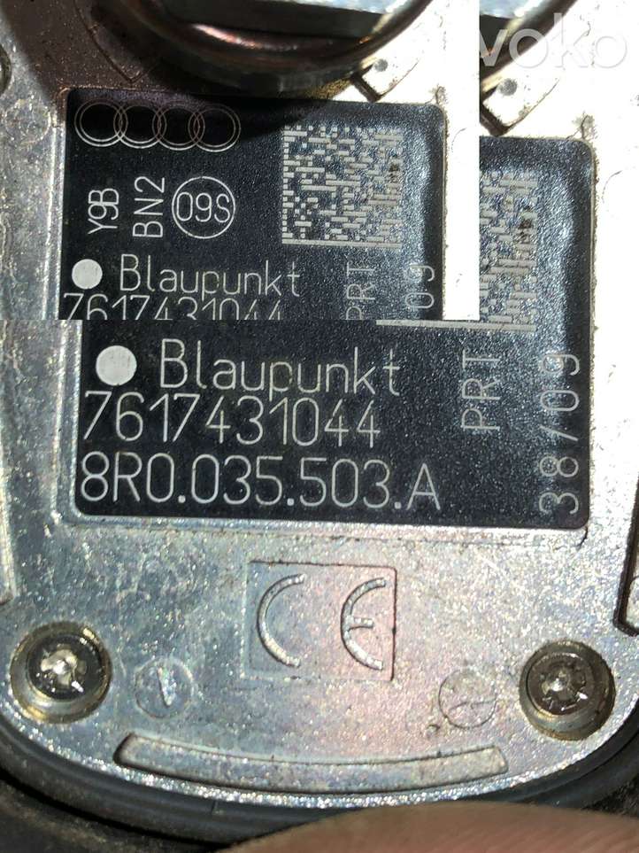 Audi Q5 (2008 - 2012)  8R0035503A Антенна (антенна GPS)