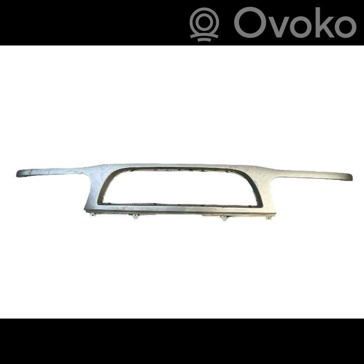 Opel Frontera B (1998 - 2004)  91161390 Верхняя решётка
