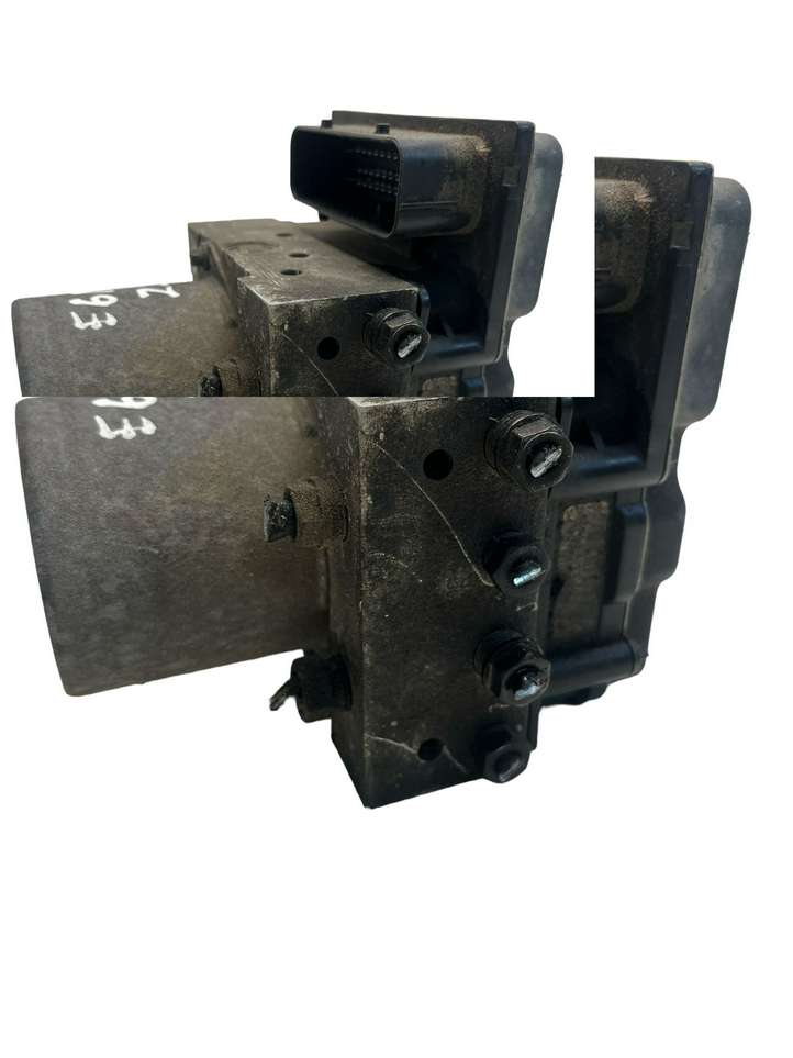 BMW 5 E60 E61 (2004 - 2010)  0265950375 Блок ABS