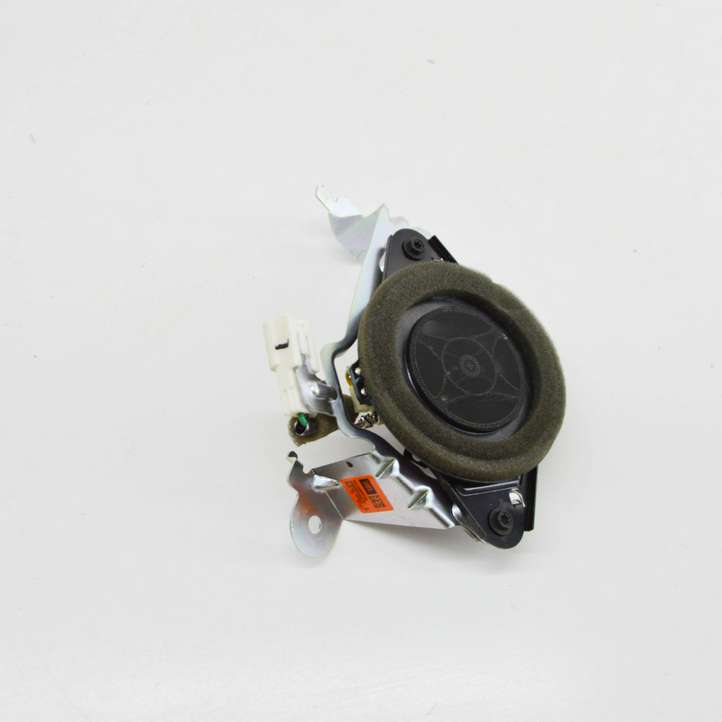 Toyota Land Cruiser (J150) (2009 - )  861600WP50 Громкоговоритель (громкоговорители) в задних дверях