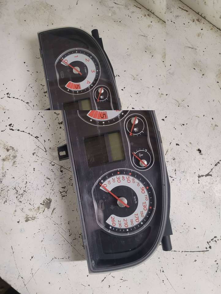 Renault Laguna (2005 - 2007)  8200291338 Спидометр (приборный щиток)