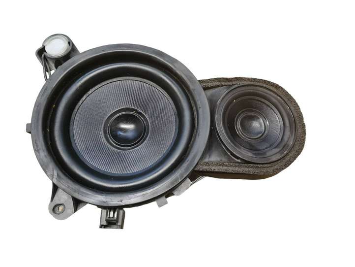 Volvo XC90 (2002 - 2006)  30657757 Громкоговоритель (громкоговорители) в передних дверях