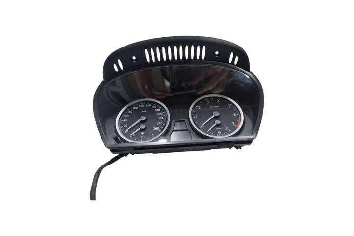 BMW 5 E60 E61 (2004 - 2010)  110080213 Спидометр (приборный щиток)