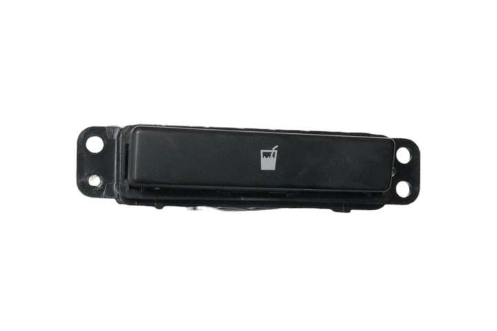 Toyota Avensis T250 (2006 - 2009)  MT3509 Передний держатель чашки