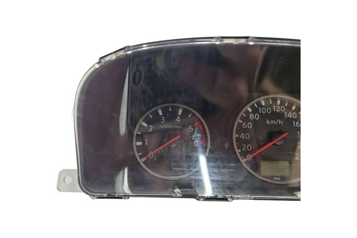 Nissan X-Trail T30 (2001 - 2007)  0606070019B Спидометр (приборный щиток)
