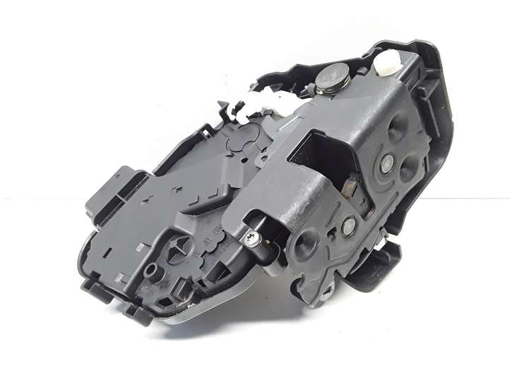 Volvo S80 (2009 - 2013)  31253921 Замок задней двери
