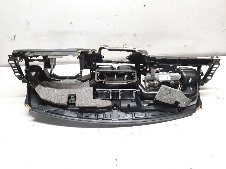Volvo S80 (2006 - 2009)  30780475 Панель