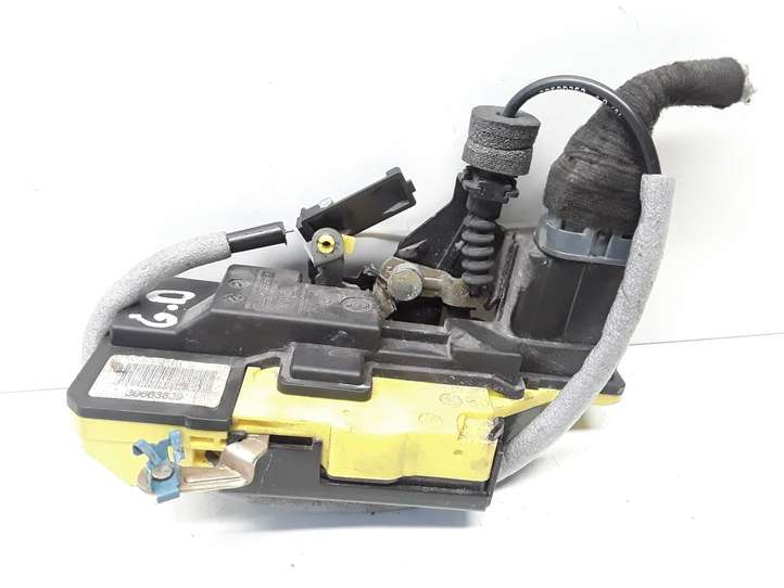 Volvo XC90 (2002 - 2006)  30663639 Замок задней двери