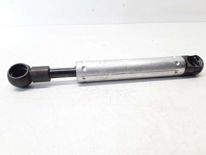 Volvo C70 (2005 - 2009)  LA185431CEL4 Звукоизоляция крыши