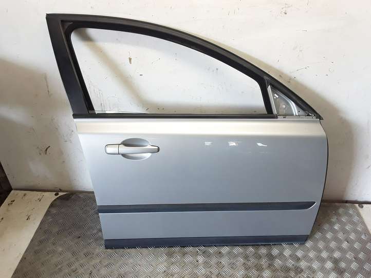 Volvo V50 (2004 - 2008)   Дверь